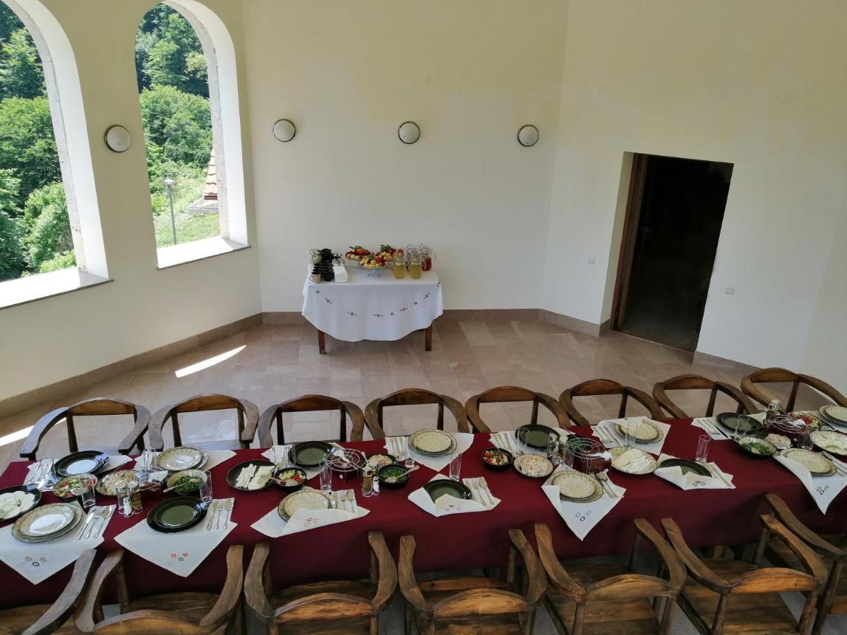 Hotel Vanatun, Haghartsin Monastery Teghut Eksteriør billede